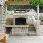 House Rasohatica Tare