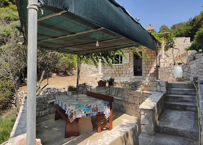 House Rasohatica Tare بيت للعطل Zrnovo