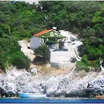 House Rasohatica Tare